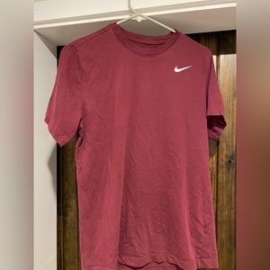 Nike dri-fit maroon shirt